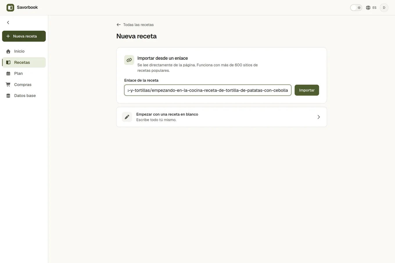 La pantalla de importación con la dirección de una página de recetas en el campo Enlace de la receta